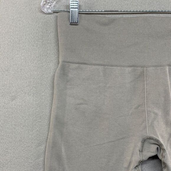 Lululemon Textured Capri Cropped Leggings Size 6 Gray Athleisure Yoga Run Lux - Picture 13 of 14